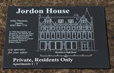 Engraved plaque with fine detail. Engraved plaque with fine detail.