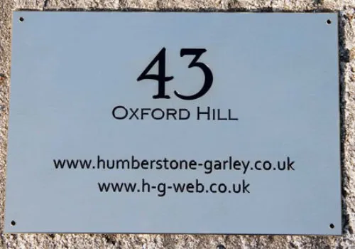43 Oxford Hill Business Name Plate