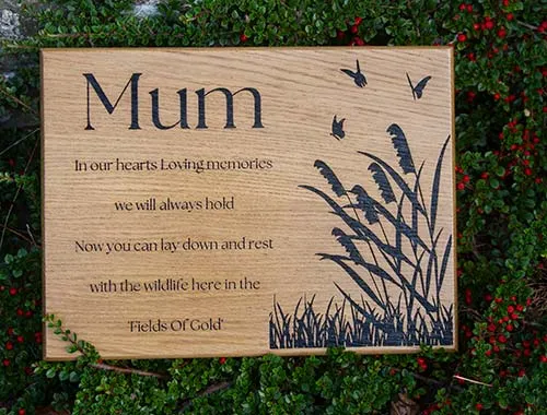 Lasering is perfect for detailed images Wooden Memorial Plauque