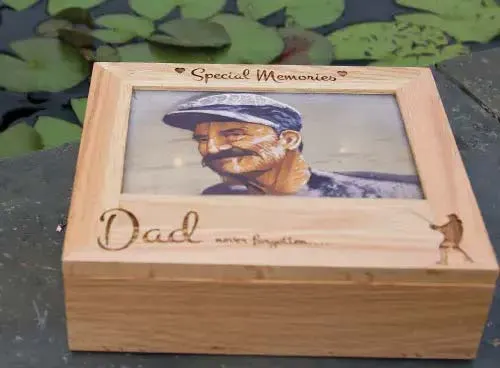Engraved Photo Box