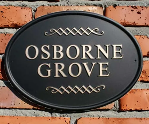 2 Lines Text Plus Scrolls