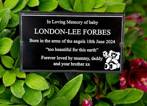 Black aluminium memorial