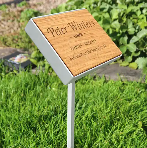Oak Plaque in Plaque Holder