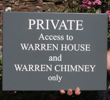 Private access sign.