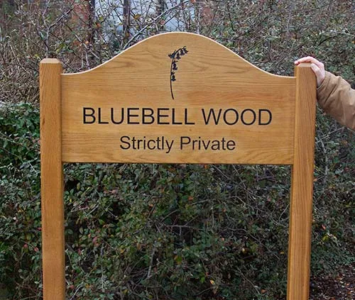 Arch Top Oak Sign On Posts