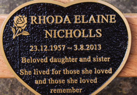 Cast bronze heart memorial