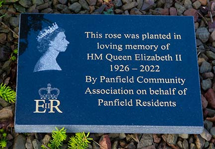 The photo of The Queen was engraved directly into the granite.