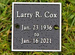 Small cast aluminium plaque with raised letters Small cast aluminium plaque with raised letters