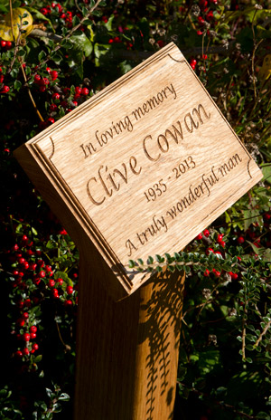 memorial wooden plaques sign wood memorials plaque oak woodland crosses maker signs font tree burial wording calligraphy fitted ashes engrave