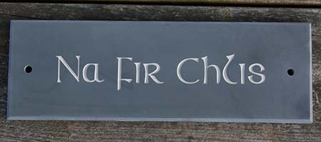 Slate house sign sent to Holland - Font - Celtic plain.