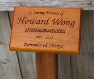 Wooden Memorials and Plaques Wooden Memorials and Memorial Plaques
