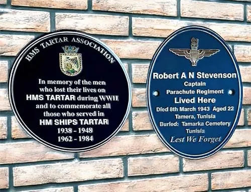 Zinc Plate with Raised Letters Memorial Plaques with Crests